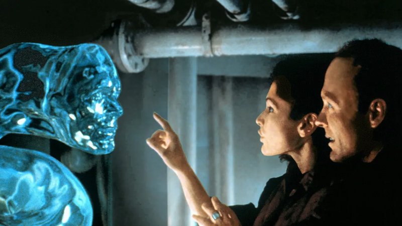 40 Best Sci-Fi Horror Movies Like Event Horizon You Need to Watch