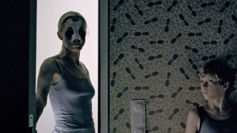 Goodnight Mommy (2014)