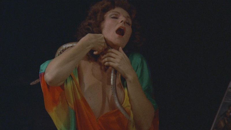 Fangs (1974)