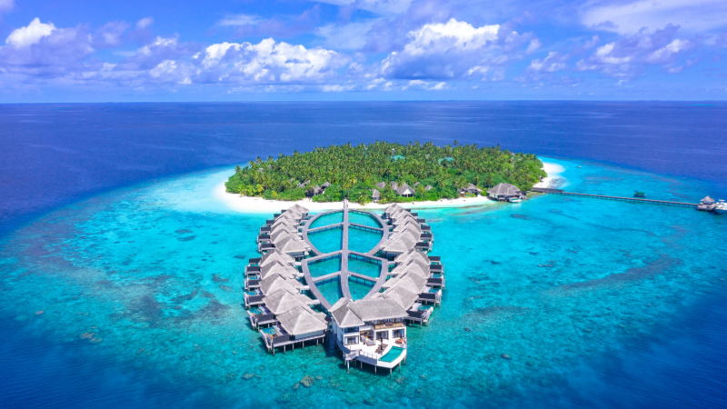 Maldives vs. Bora Bora: Which Overwater Bungalow Destination Is Better?