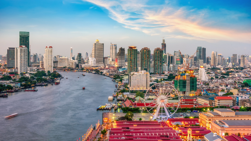 Bangkok vs. Singapore: Which Southeast Asian Metropolis Is for You?