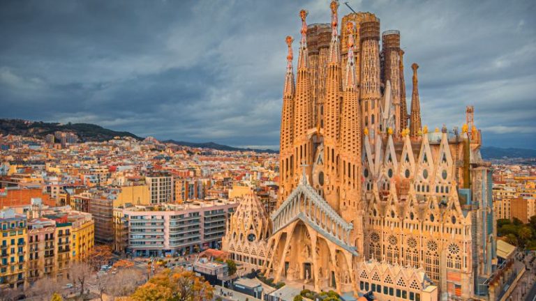 Best Time to Visit Barcelona