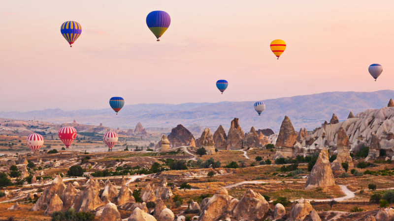 Istanbul vs. Cappadocia: Which Turkish Destination Should Be First?