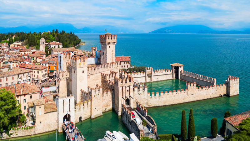 20 Beautiful Family Summer Destinations in Italy