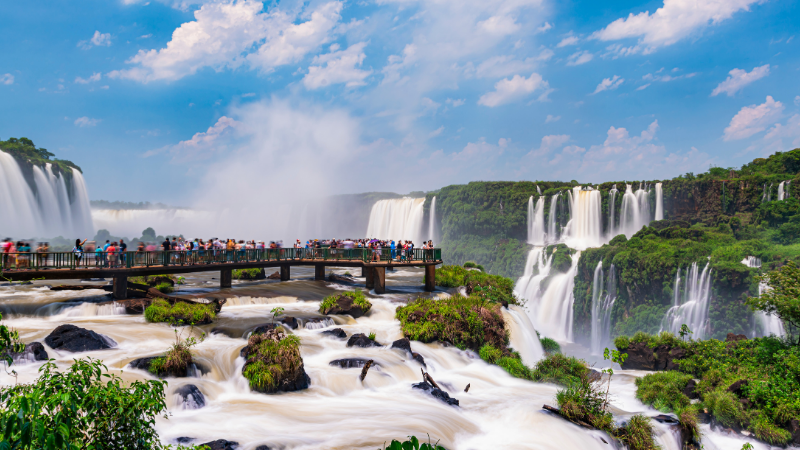 20 Beautiful Family Summer Destinations in Brazil