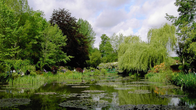 20 Beautiful Summer Destinations in France