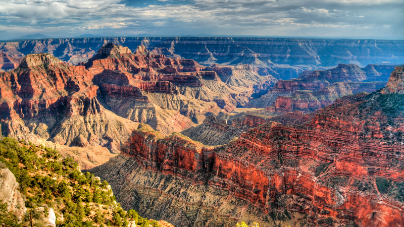 Grand Canyon vs. Antelope Canyon: Which Arizona Wonder Should You See?