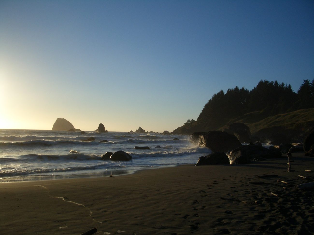 12 Hidden Beaches in California