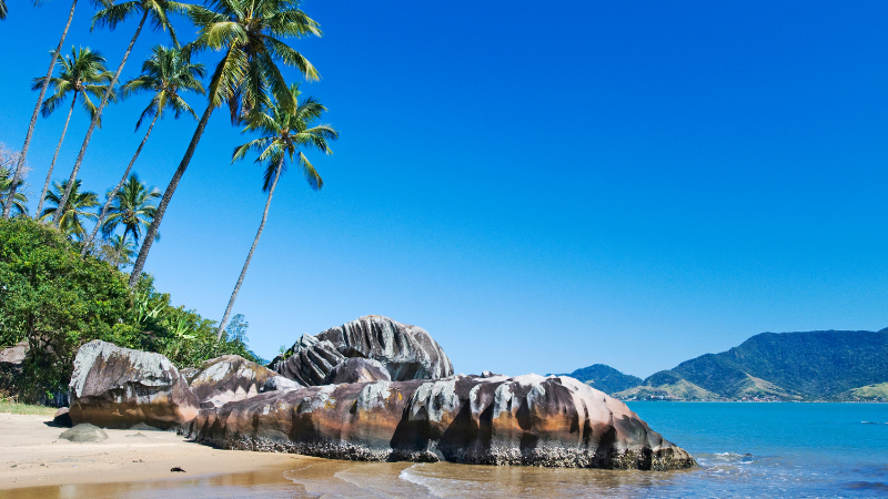 20 Beautiful Family Summer Destinations in Brazil