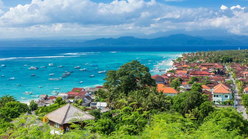 20 Beautiful Summer Destinations for Couples in Asia