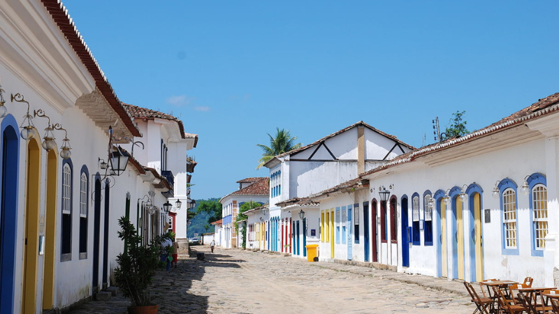 10 Beautiful Summer Destinations for Couples in Brazil