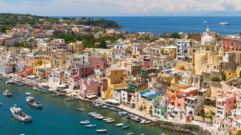 20 Beautiful Summer Destinations in Italy