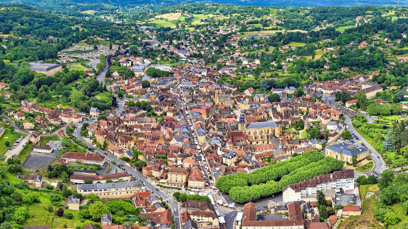 20 Beautiful Summer Destinations in France