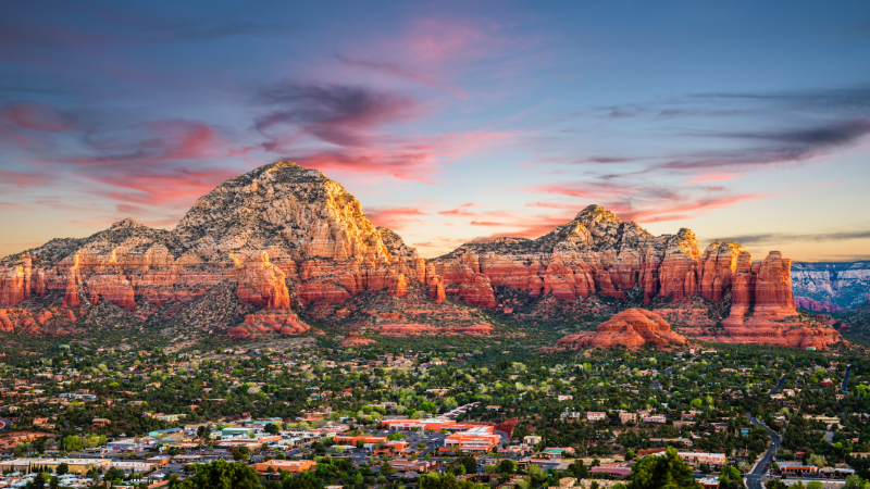 20 Beautiful Summer Destinations for Couples in the USA