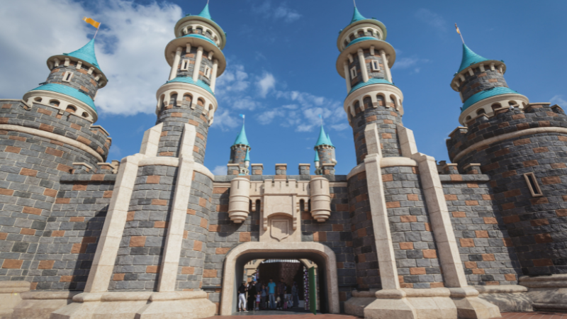 Disneyland Paris vs. Walt Disney Studios Park: Which One Is Worth Your Time? Disneyland Paris vs. Walt Disney Studios Park: Which One Is Worth Your Time?