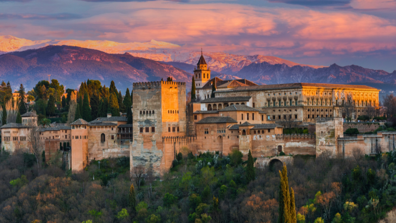 20 Beautiful Family Summer Destinations in Spain