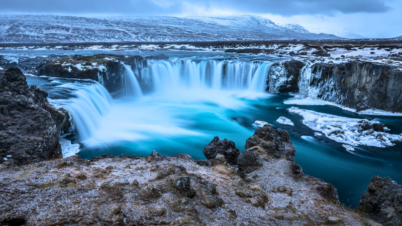 Iceland vs. Norway: Which Nordic Adventure Should You Choose?