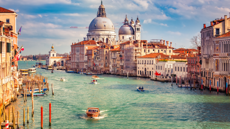 Best Time to Visit Venice