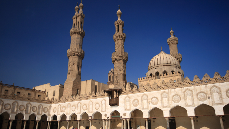 5 Days in Cairo: Pyramids, Nile Cruises & Local Bazaars 5 Days in Cairo: Pyramids, Nile Cruises & Local Bazaars