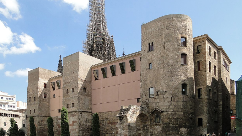 6 Days in Barcelona: Gaudí’s Masterpieces and Beachside Tapas 6 Days in Barcelona: Gaudí’s Masterpieces and Beachside Tapas