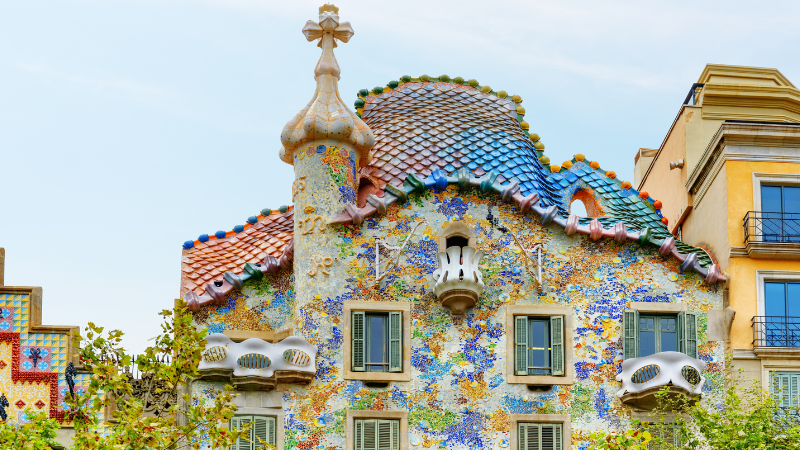 5 Days in Barcelona: Gaudí’s Masterpieces & Beachside Strolls 5 Days in Barcelona: Gaudí’s Masterpieces & Beachside Strolls