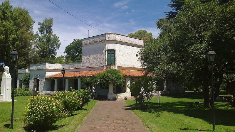 Day Trips from Buenos Aires by Train, Bus, or Car: Argentina’s Best-Kept Secrets Day Trips from Buenos Aires by Train, Bus, or Car: Argentina’s Best-Kept Secrets