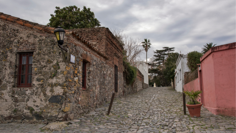 Day Trips from Buenos Aires by Train, Bus, or Car: Argentina’s Best-Kept Secrets Day Trips from Buenos Aires by Train, Bus, or Car: Argentina’s Best-Kept Secrets