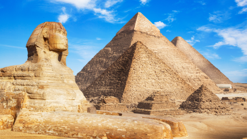 5 Days in Cairo: Pyramids, Nile Cruises & Local Bazaars 5 Days in Cairo: Pyramids, Nile Cruises & Local Bazaars