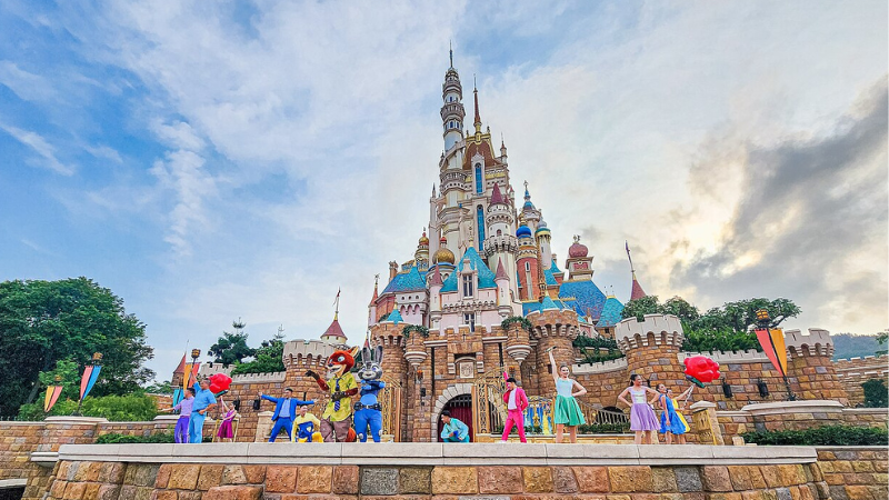 5 Days in Hong Kong: Skyscrapers, Dim Sum & Stunning Hikes 5 Days in Hong Kong: Skyscrapers, Dim Sum & Stunning Hikes