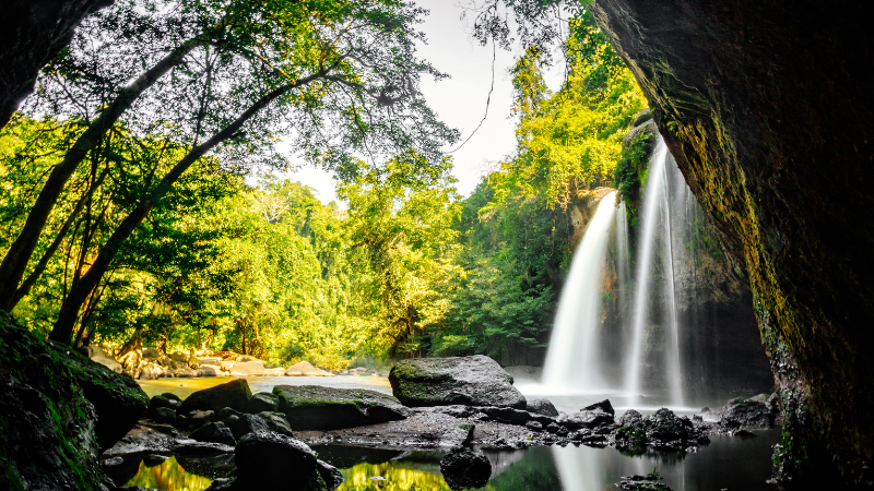 Day Trips from Bangkok by Train, Bus, or Car: Unveiling Thailand’s Best Day Escapes Day Trips from Bangkok by Train, Bus, or Car: Unveiling Thailand’s Best Day Escapes