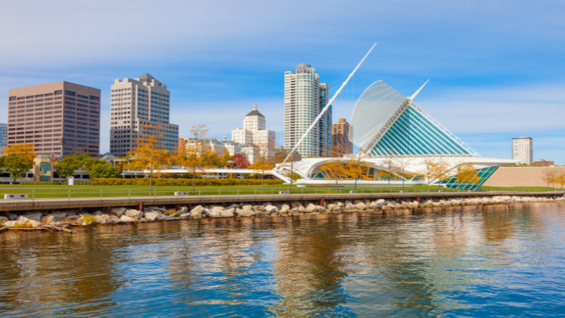 20 TOP THINGS TO DO IN WISCONSIN visual data 7