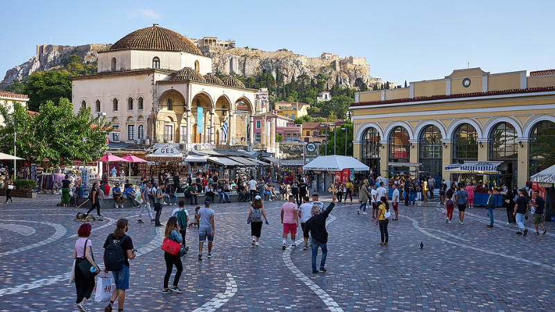 1 Week in Greece: Islands, Ruins & Mediterranean Charm 1 Week in Greece: Islands, Ruins & Mediterranean Charm