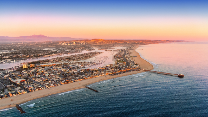 Laguna Beach vs. Newport Beach: Which SoCal Beach Town Is Better?