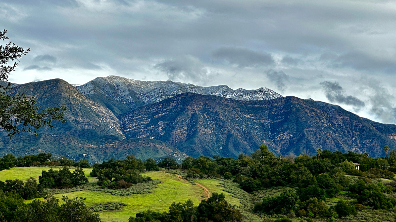 Day Trips from Los Angeles by Train, Bus, or Car: Coastal, Desert & Mountain Adventures Day Trips from Los Angeles by Train, Bus, or Car: Coastal, Desert & Mountain Adventures