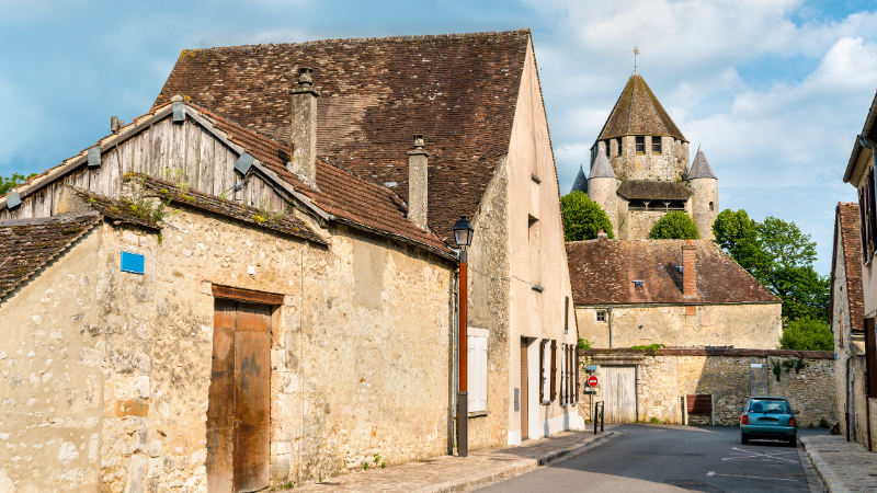 Day Trips from Paris by Train, Bus, or Car: Discover Nearby Hidden Treasures Day Trips from Paris by Train, Bus, or Car: Discover Nearby Hidden Treasures