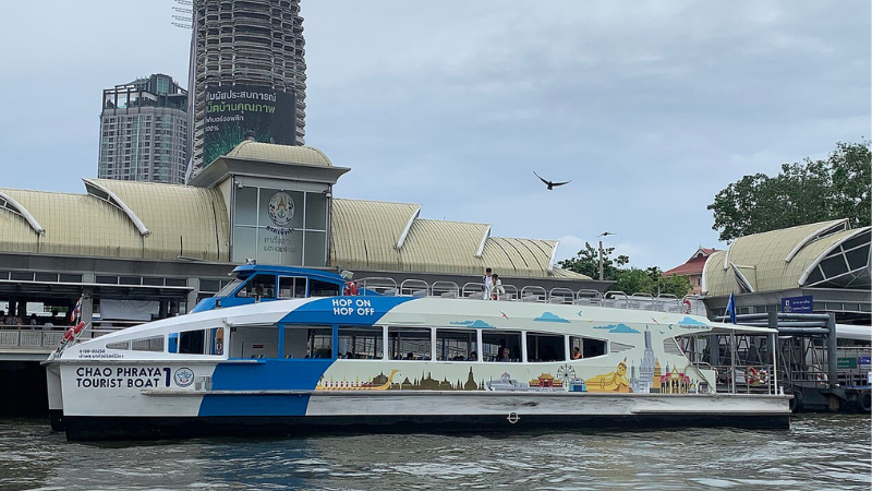One Day in Bangkok, Thailand: Temple Tours & Street Food Crawls One Day in Bangkok, Thailand: Temple Tours & Street Food Crawls