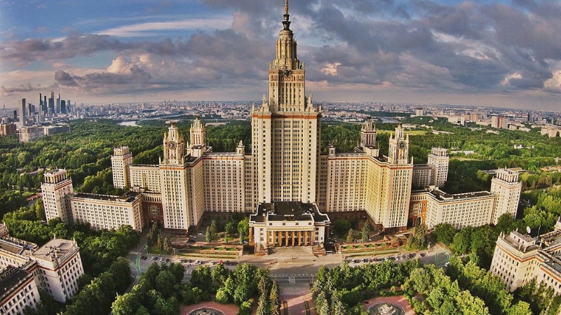 One Day in Moscow, Russia: Grand Palaces & Soviet Secrets One Day in Moscow, Russia: Grand Palaces & Soviet Secrets