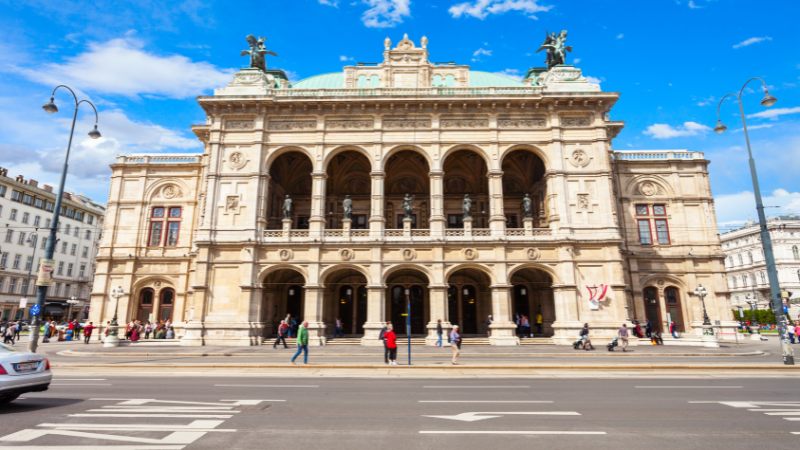 5 Days in Vienna: Imperial Palaces, Coffeehouses & Classical Music 5 Days in Vienna: Imperial Palaces, Coffeehouses & Classical Music