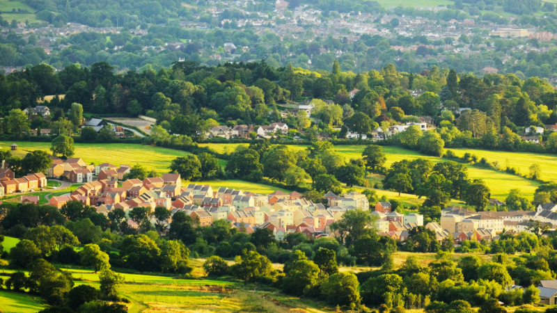 Day Trips from London by Train, Bus, or Car: Explore England’s Hidden Gems Day Trips from London by Train, Bus, or Car: Explore England’s Hidden Gems