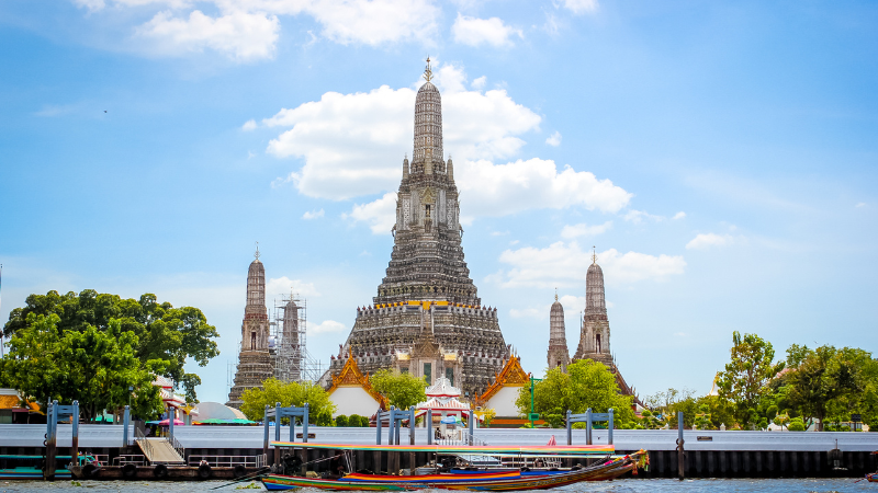 One Day in Bangkok, Thailand: Temple Tours & Street Food Crawls One Day in Bangkok, Thailand: Temple Tours & Street Food Crawls