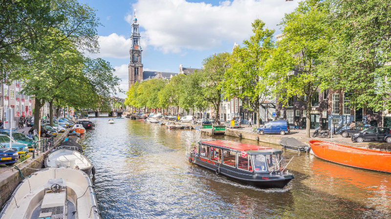 Three Days in Amsterdam: A Complete Guide to the City Three Days in Amsterdam: A Complete Guide to the City