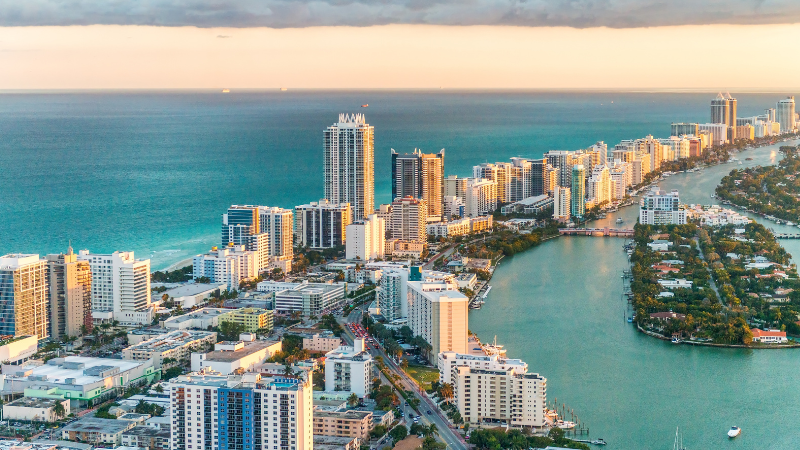 One Day in Miami, USA: Art Deco Glamour & Beachside Vibes One Day in Miami, USA: Art Deco Glamour & Beachside Vibes